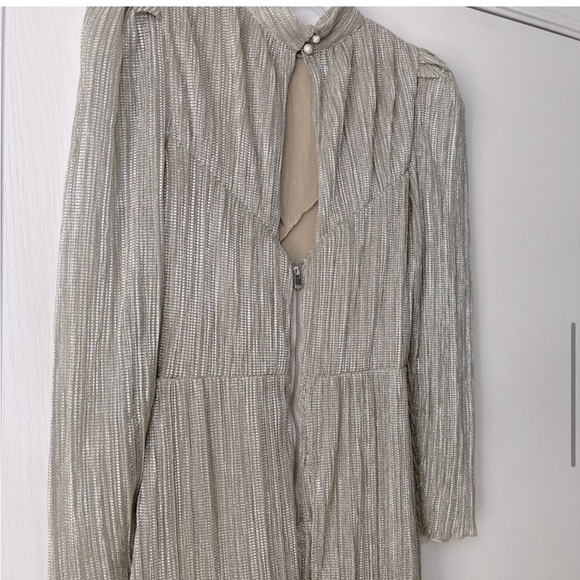 Saylor Saydee platinum dress (Revolve) - Picture 10 of 15